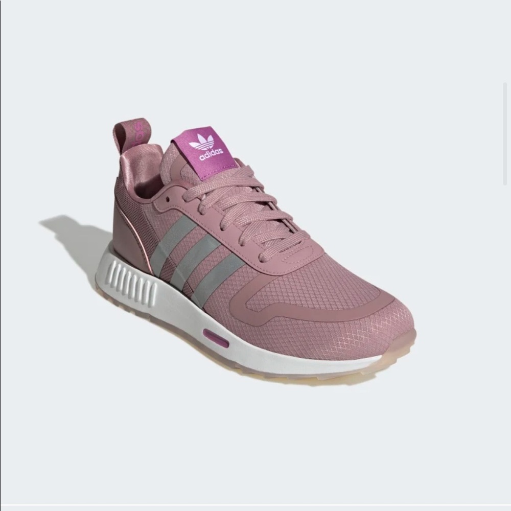 Adidas Multix 2.0 women’s shoes, size 6.5